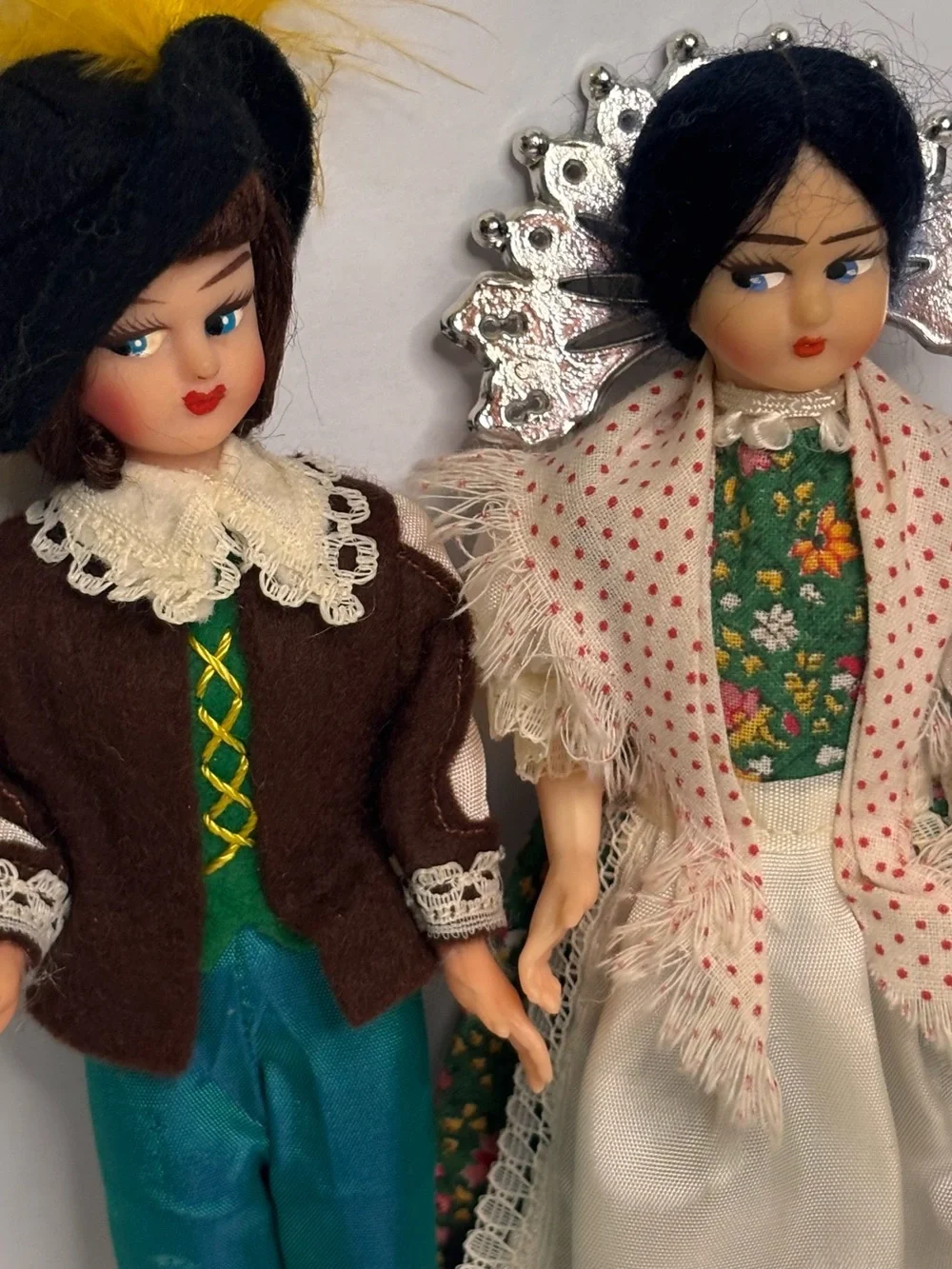 Italian Traditional Kids' Doll Pair in Green and Brown Costume from Italy 🇮🇹